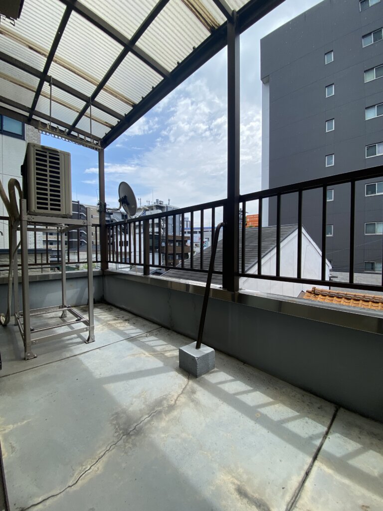 二世帯やシェアハウスに最適な大阪京橋の鉄骨一戸建て｜価格3480万円
